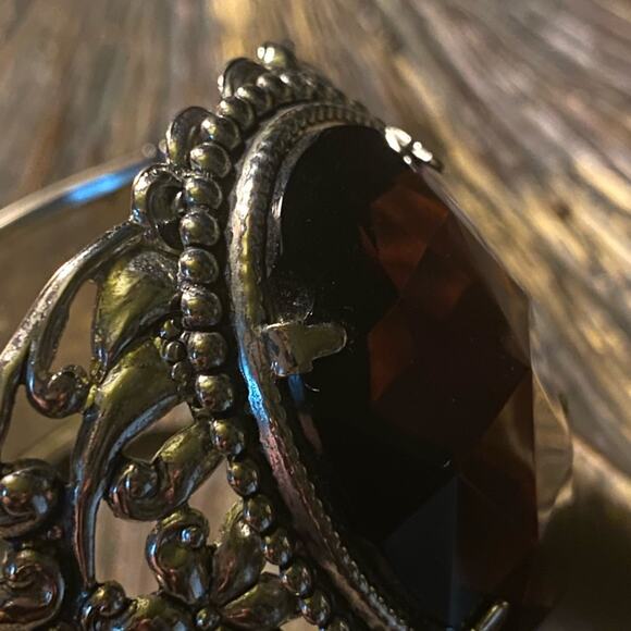 Beautiful Victorian Inspired Amethyst Rhinestone and Silver Embossed Bracelet - Picture 5 of 6